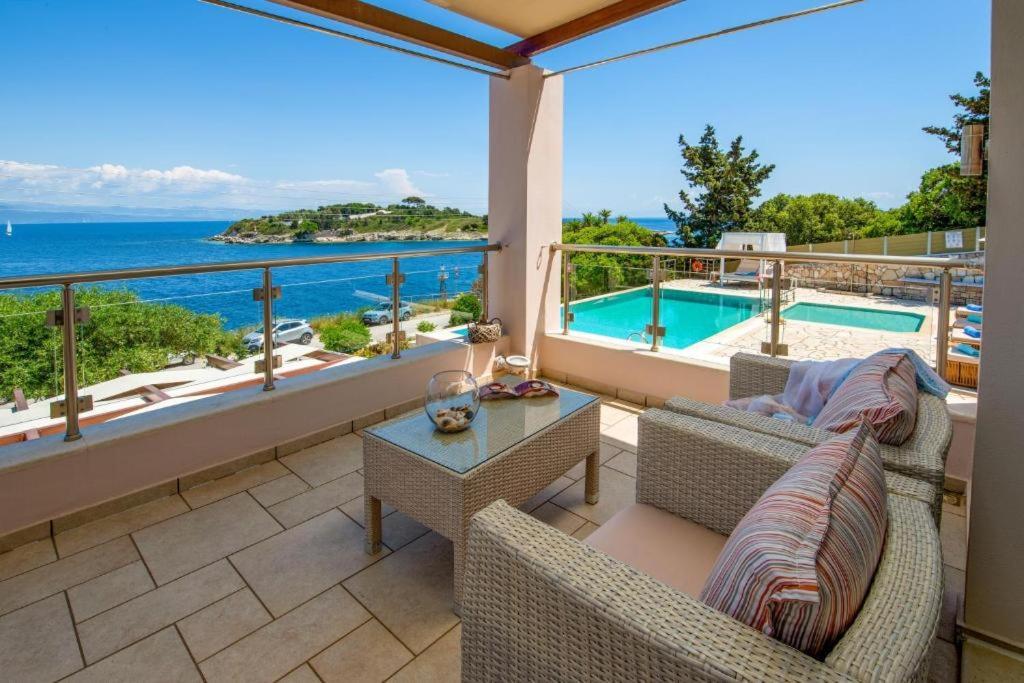 Sea View Suite With Pool 盖奥斯 外观 照片